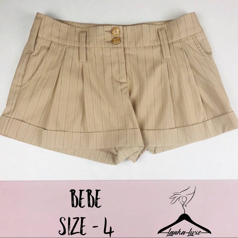 Bebe Cream And Gold Pleated Cuffed Shorts